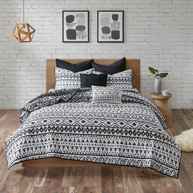 Olliix by Urban Habitat 7 Piece Black Full/Queen Larisa Cotton Reversible Duvet Cover Set-3