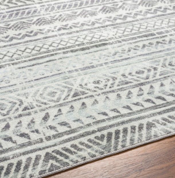 Surya Hera Gray 4'x6' Area Rug-4