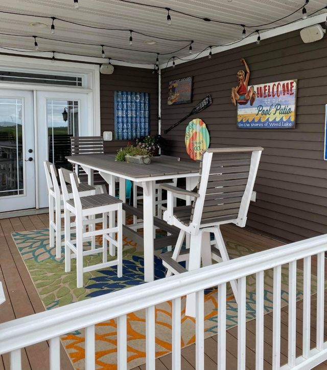Creekside 7' Rectangle Bar Height Table with 2 Roll Back Swivel Bar Chairs 4 Chairs, woodgrain-4
