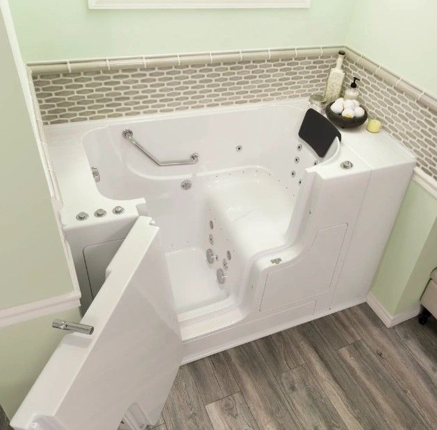 American Standard Gelcoat White 30” x 52” Walk-in Tub with Combination Air Spa and Whirlpool Systems - Left-Hand Drain-2