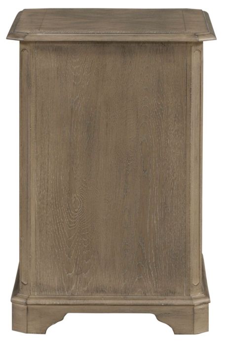 Liberty Furniture Magnolia Manor Weathered Bisque Chairside Table-4