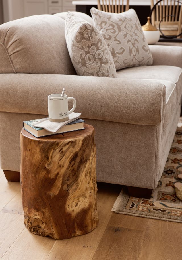La-Z-Boy® Mackenzie Birch Sofa-7