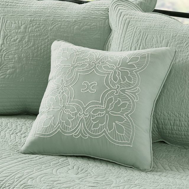 Olliix by Madison Park Tuscany 6-Piece Seafoam Reversible Scalloped Edge Daybed Cover Set-4