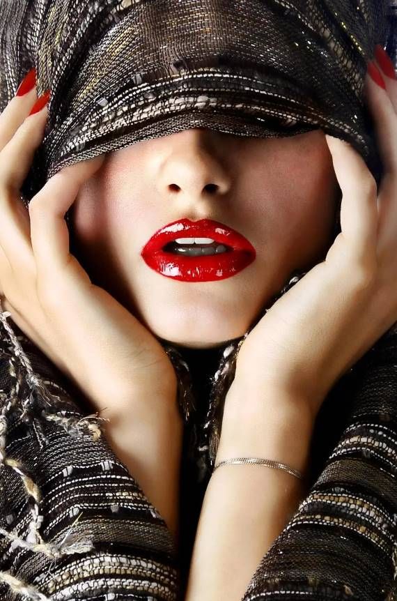 Classy Art Red Lip Shaw Wall Art-0