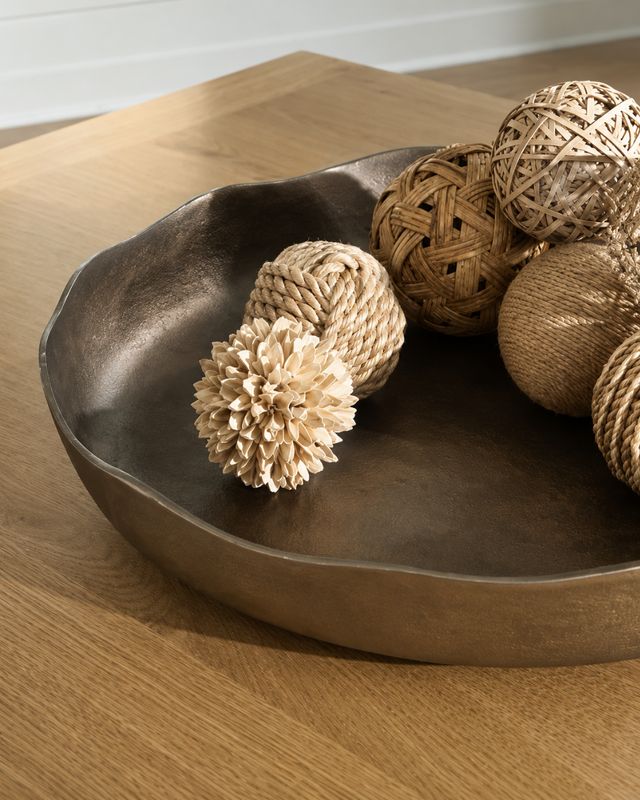 Signature Design by Ashley® Wallmen Champagne Gold Tray-3
