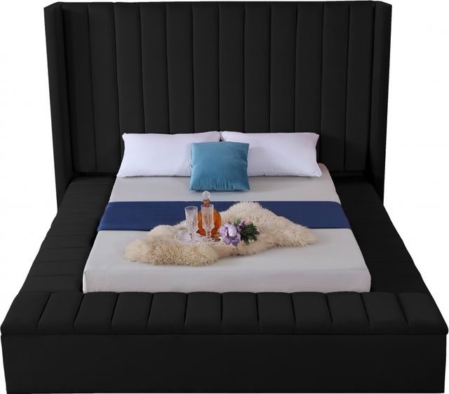Meridian Furniture Kiki Black Queen Bed-1