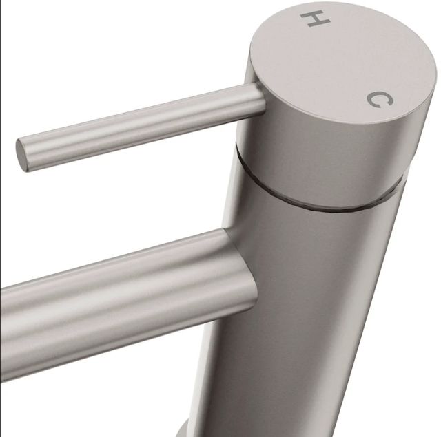 ZLINE Palisades Brushed Nickel Elegant Single Handle Bath Faucet-1