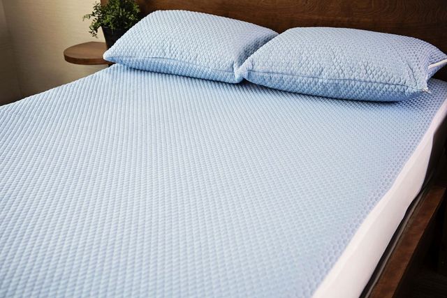 Zenima® COOL Waterproof Blue Queen Mattress Protector