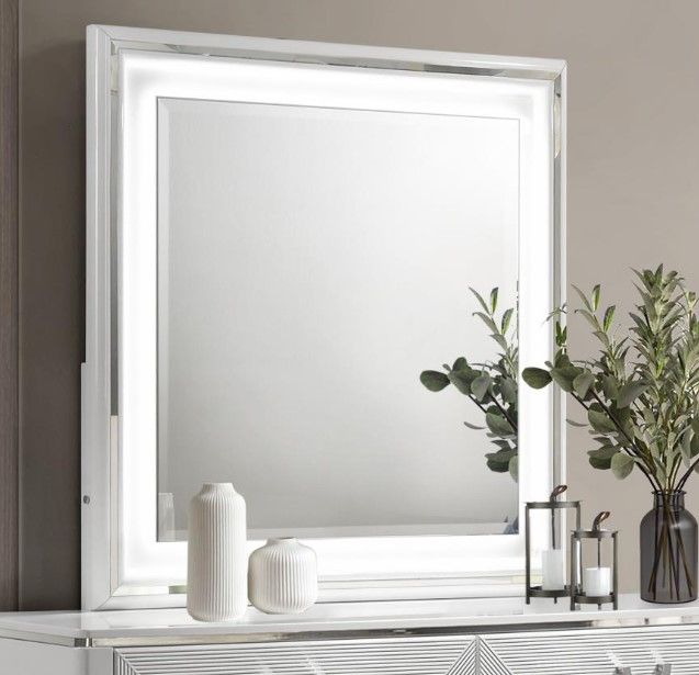 Coaster® Cassia White High Gloss Dresser Mirror-4
