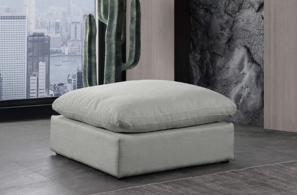 Meridian Furniture Comfy Grey Linen Textured Ottoman-3