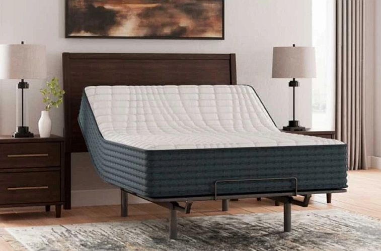 Sierra Sleep By Ashley 14 Hybrid Ultra Plush California King Mattress
