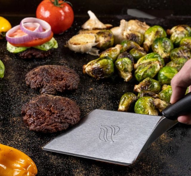 Blackstone® 3 Piece Smash Burger Kit -4