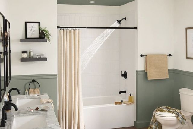 Peerless Flute™ Matte Black Tub and Shower Trim Kit -1