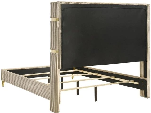 Coaster® Lucia 5-Piece Beige/White Eastern King Bedroom Set-2