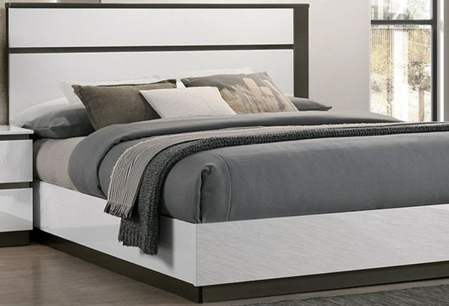 Furniture of America® Birsfelden White Queen Panel Bed-0