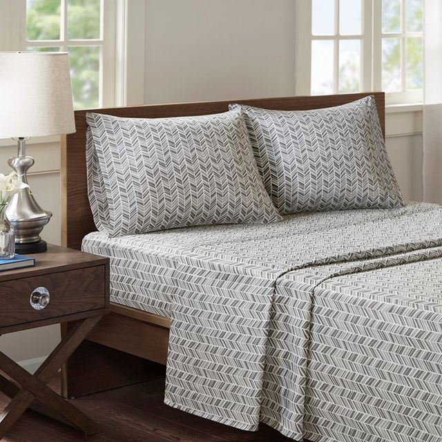 Olliix by Madison Park Essentials Grey California King Chevron Microfiber Printed Sheet-2