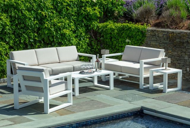 Seaside Casual Mia End Table-1