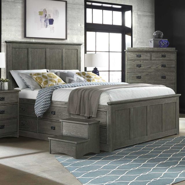 Intercon Oak Park Pewter Standard Chest-1