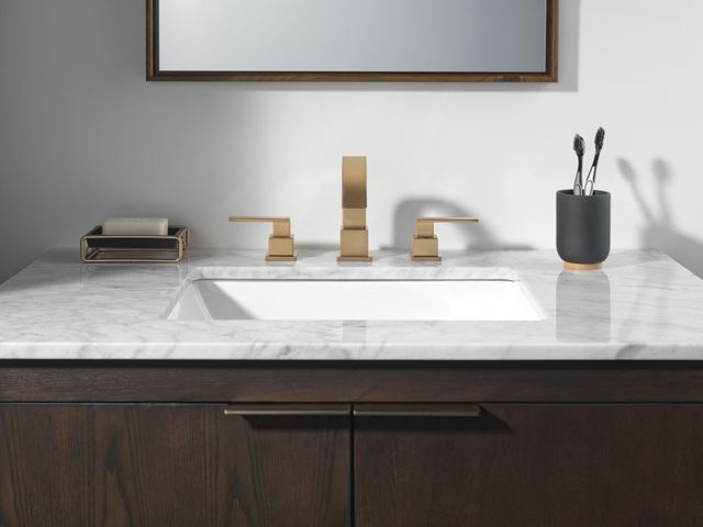 Delta Vero® Champagne Bronze 2-Handle Widespread Bathroom Faucet-2