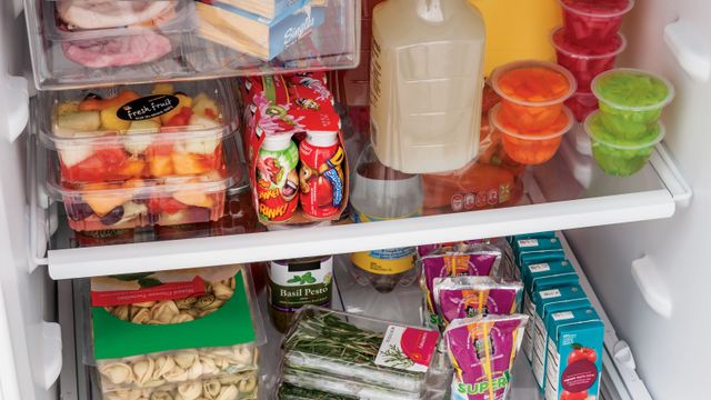 Frigidaire® 18.0 Cu. Ft. Stainless Steel Top Freezer Refrigerator-8