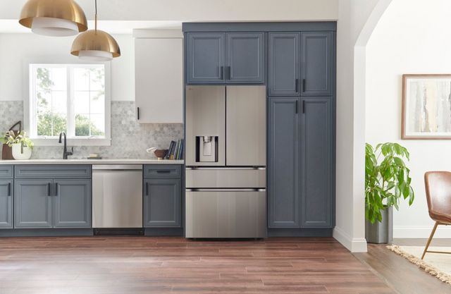 LG 24" PrintProof™ Stainless Steel Top Control Built In Dishwasher-12