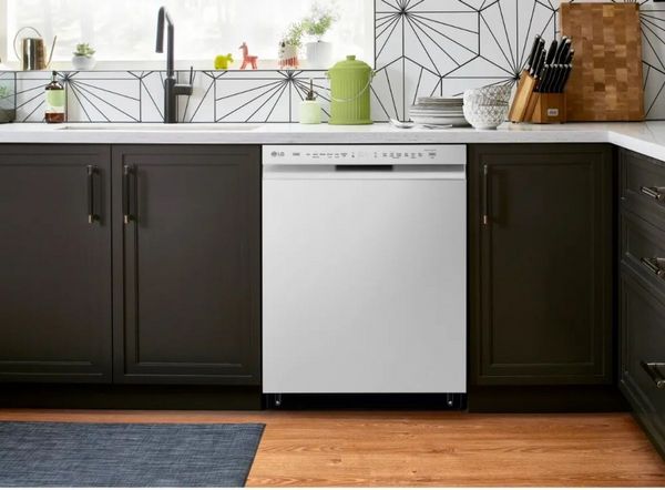 Samsung 24" Fingerprint Resistant Stainless Steel Top Control Built In Dishwasher