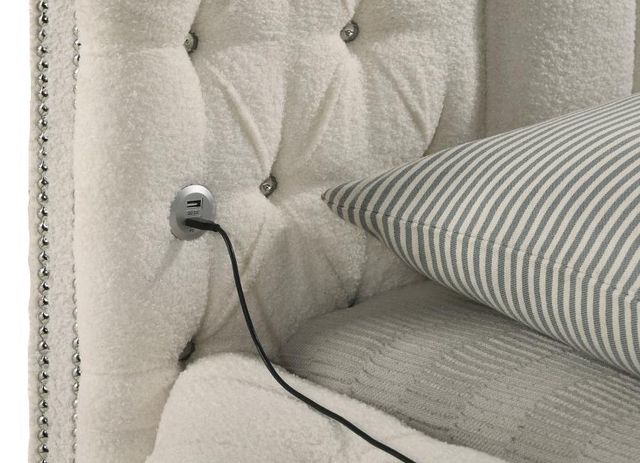 Coaster® Sonya 5-Piece Ivory Queen Upholstered Panel Bedroom Set-4