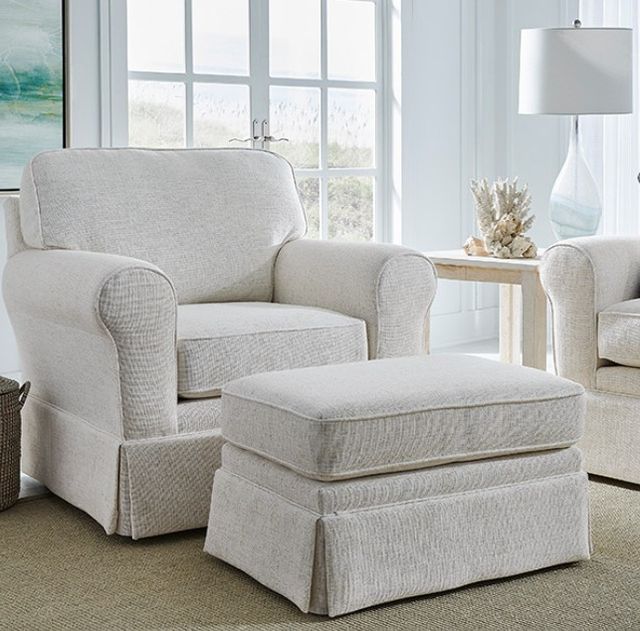 Best® Home Furnishings Customizable Susanna Skirted Club Chair-3