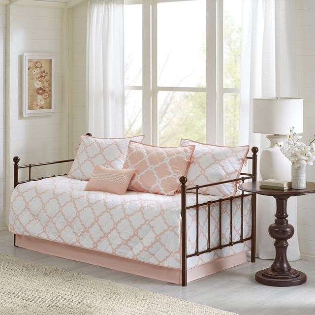 Olliix by Madison Park 6 Piece Peach Merritt Reversible Daybed Set-1