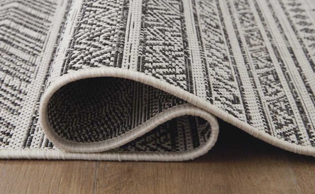 Signature Design by Ashley® Brinoy Black/White 8'x10' Large Area Rug-2