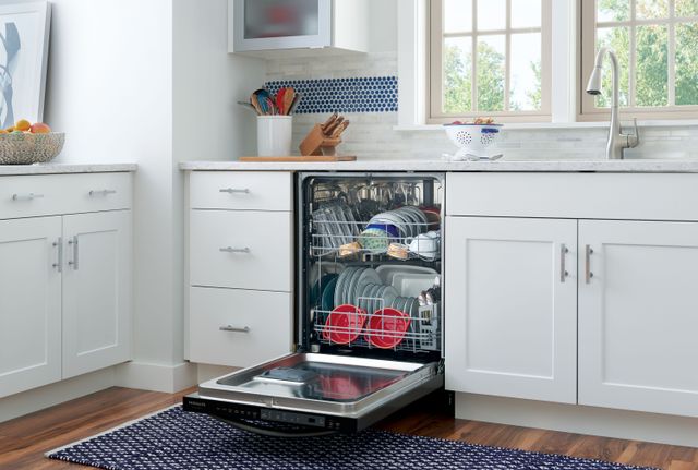 Frigidaire Gallery® 24" Stainless Steel Built In Dishwasher-9