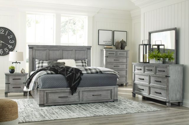 Signature Design by Ashley® Russelyn 2-Piece Gray California King Storage Bed Set-3
