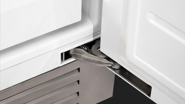Fulgor Milano® 36" 21.5 Cu. Ft. Stainless Steel Built-In Column Freezer-3