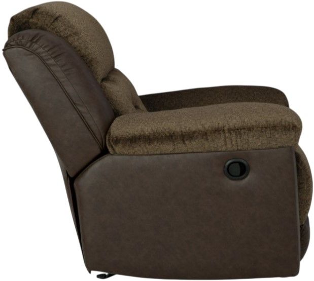 Benchcraft® Dorman Chocolate Manual Recliner-3