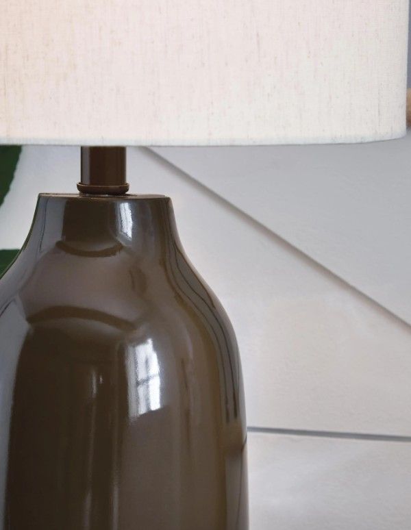 Signature Design by Ashley® Jyler Brown Table Lamp-2