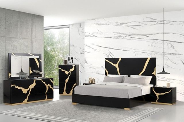 Furniture of America® Goldsberg 4-Piece Black/Gold Queen Bedroom Set-0