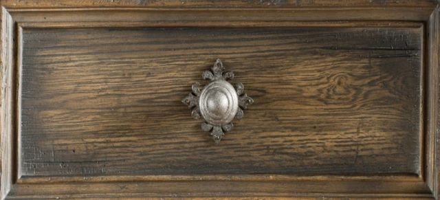 Hooker® Furniture Hill Country Williamson Black/Saddle Brown Dresser-3