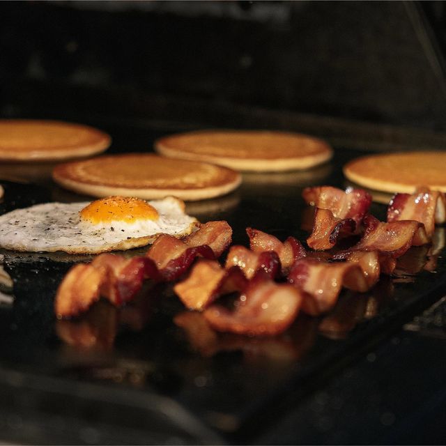 Masterbuilt Gravity Series® 1050 & 1150 Griddle Insert-2