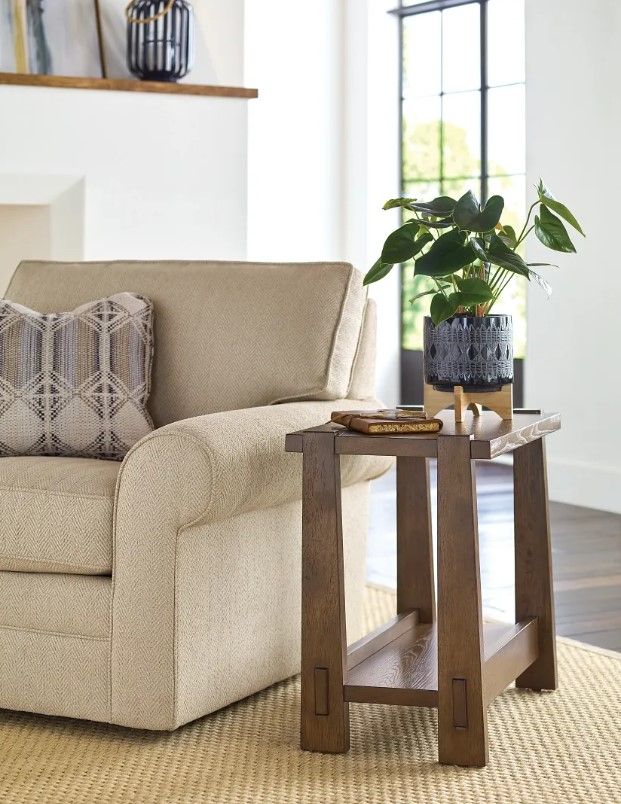 Hammary® Thornton Auburn Rectangular Chairside Table-1