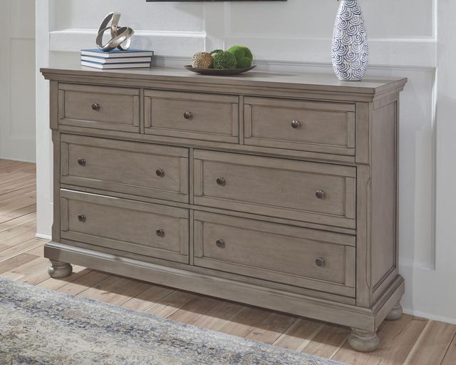 Signature Design by Ashley® Lettner Light Gray 7-Drawers Dresser-2