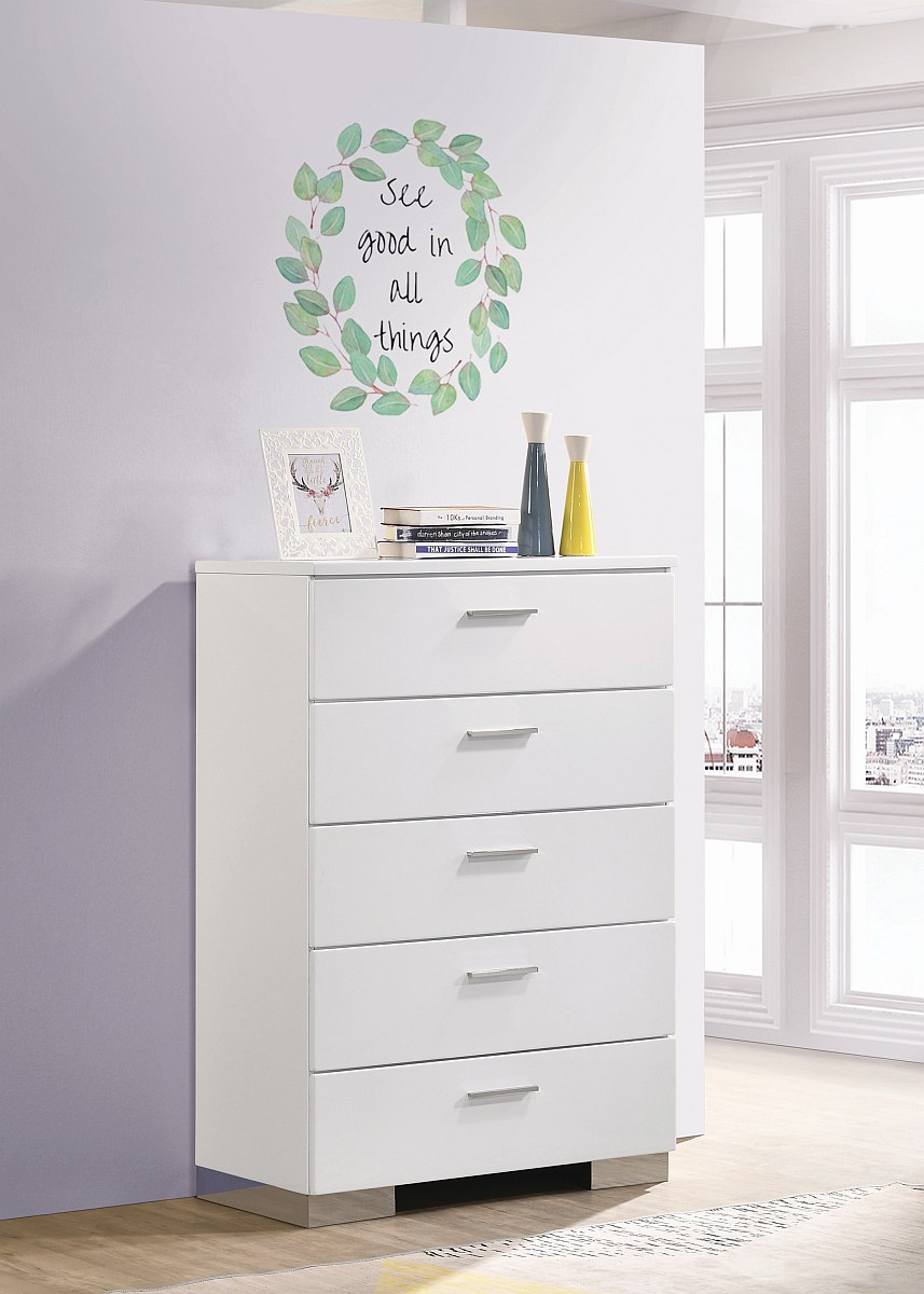 Coaster Felicity Chest