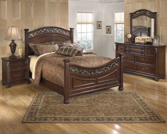 Signature Design by Ashley® Leahlyn Warm Brown Dresser and Mirror-3