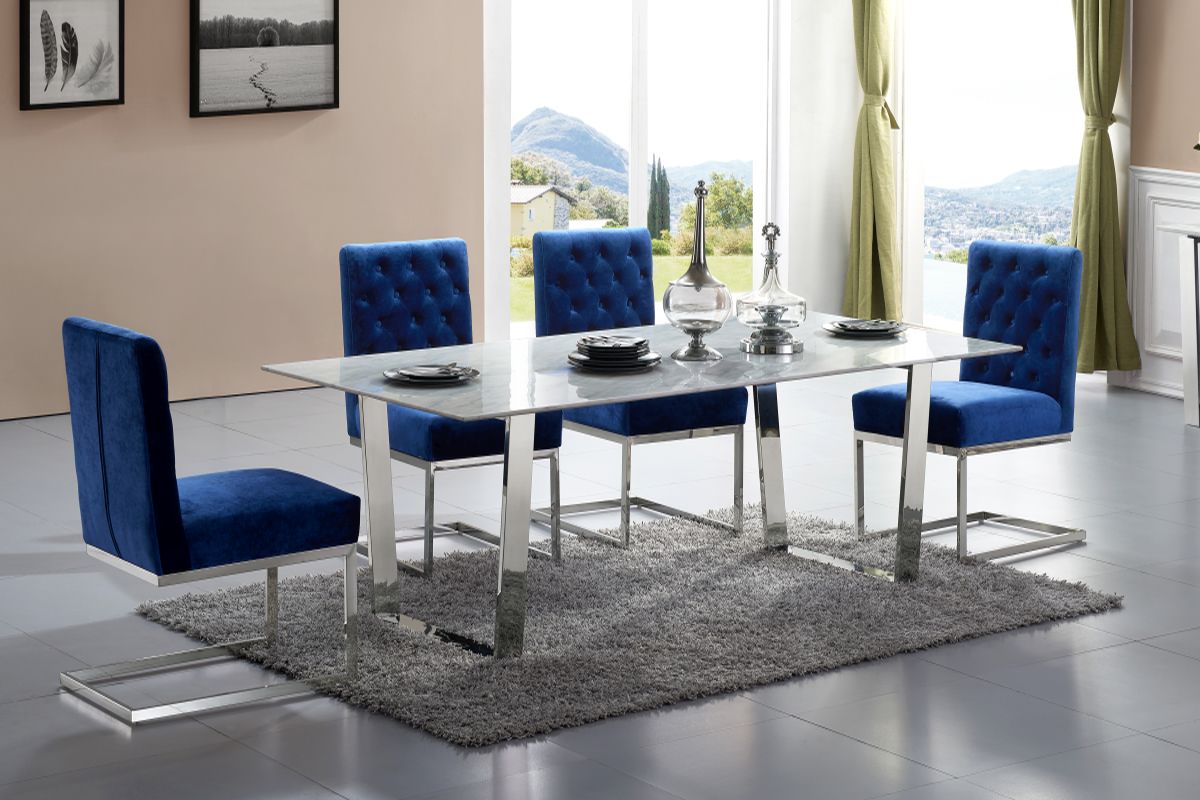 Meridian Furniture Carlton Dining Table - Thumbnail 4