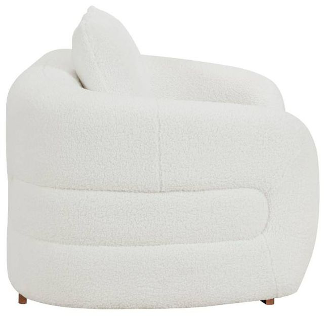 Homelegance® Novella White Loveseat-3