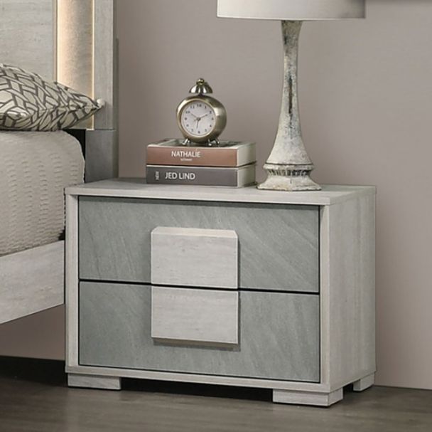Furniture of America® Lincolt 4-Piece Stone Gray/White Wash Queen Bedroom Set-2