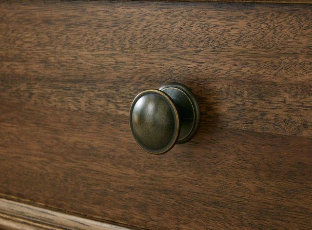 Benchcraft® Sturlayne Brown Nightstand-6