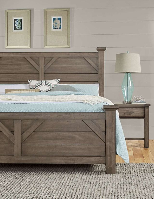 Vaughan-Bassett Centennial Solids Chestnut Creek Pewter King Plank Poster Bed-2