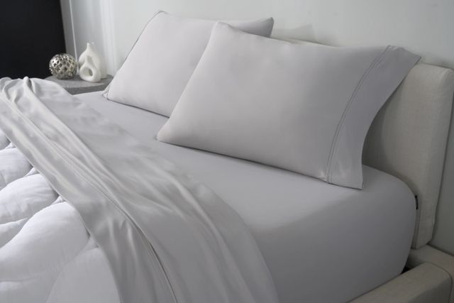 BEDGEAR® Ver-Tex™ Performance® 4-Piece Light Grey Moisture-Wicking King/California King Sheet Set-1