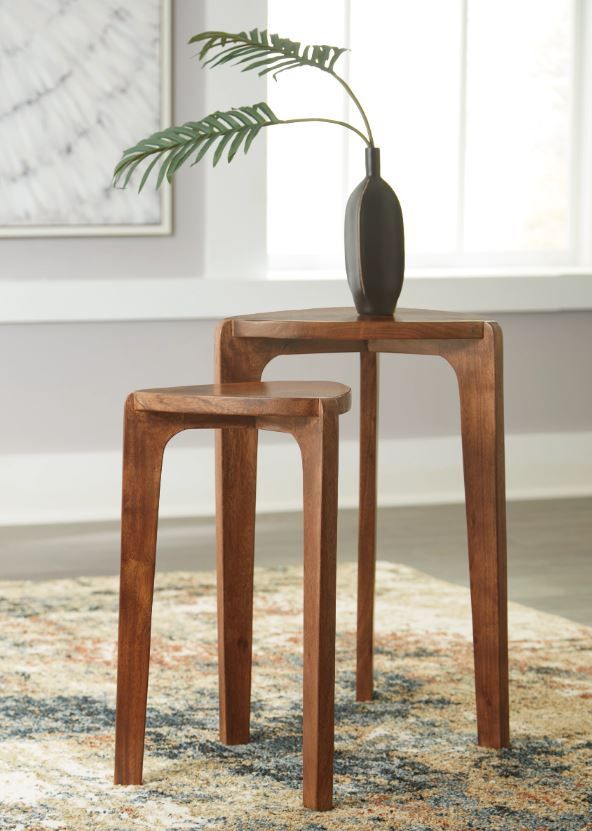 Signature Design by Ashley® Brynnleigh 2-Piece Medium Brown Accent Table Set-5