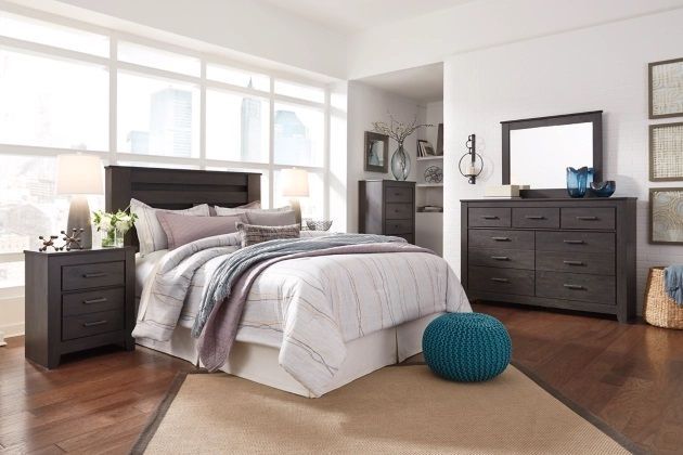 Signature Design by Ashley® Brinxton 2-Piece Charcoal King Panel Bed Set-3